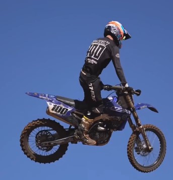 Flavim Junior 100 em salto